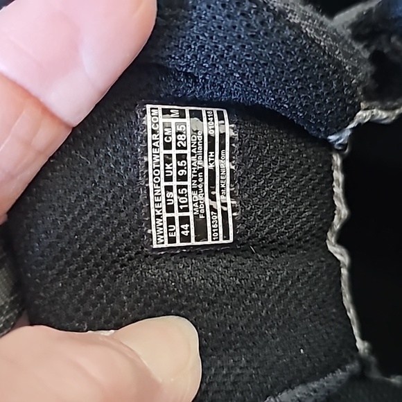 KEEN Men's Oakridge Mid Waterproof Hiking Boots Black/Gray - Picture 5 of 8